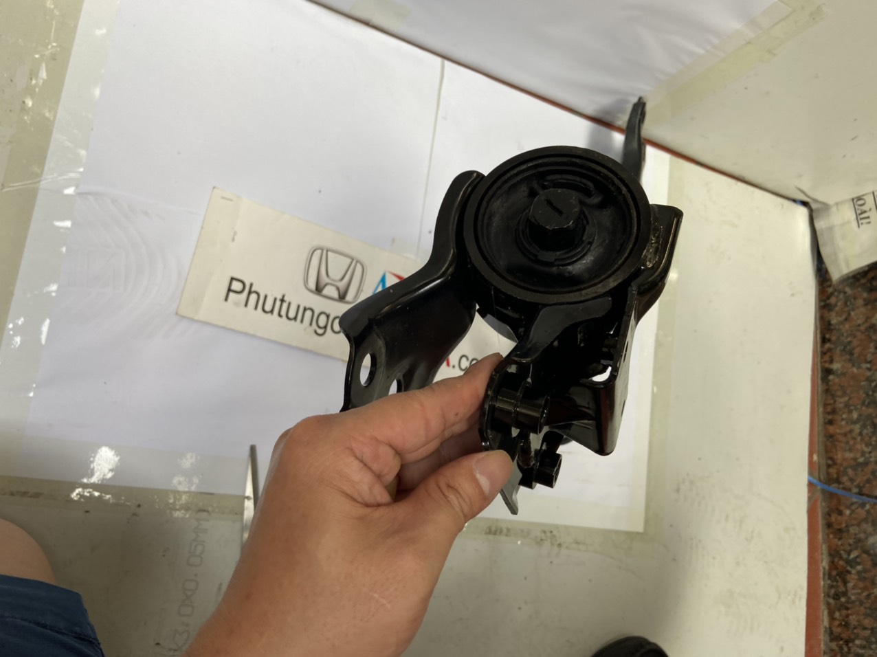 Càng A trước xe Honda CRV 2016 đến 2017